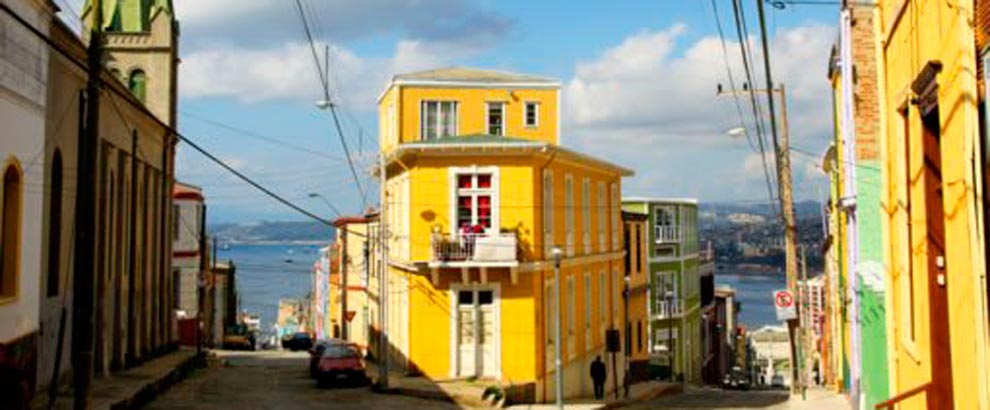 Valparaiso and Vi«Ða del Mar - Chile - AndesCampers
